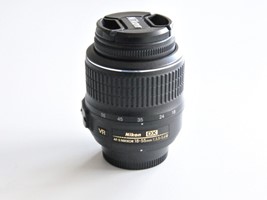 Nikon AF-S DX NIKKOR 18-55mm 1:3,5-5,6 G VR