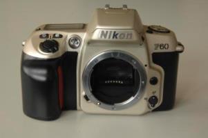 Nikon F 60 Silber