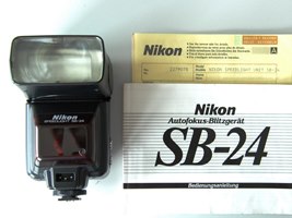 Nikon Speedlight SB-24