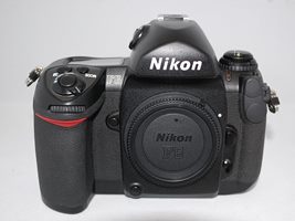 Nikon F 6 <b><i>NEU</b></i>